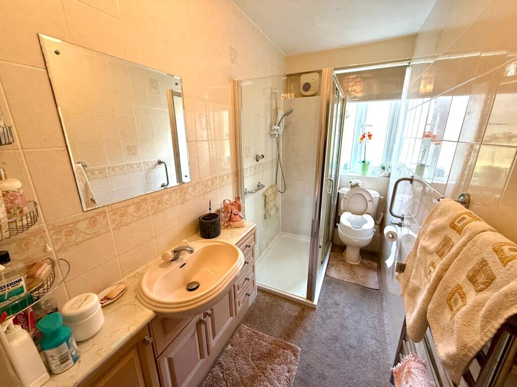 Additional image 8 of Bradford Road, Shipley, BD18