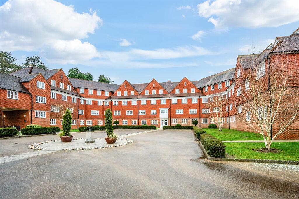 Main image of property: Elizabeth Drive, Banstead