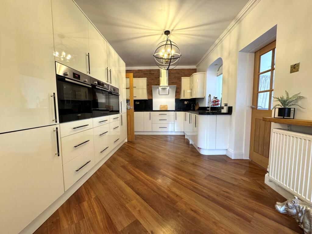 Woodland Road, Stanton, Burton-on-Trent, DE15 photo 3