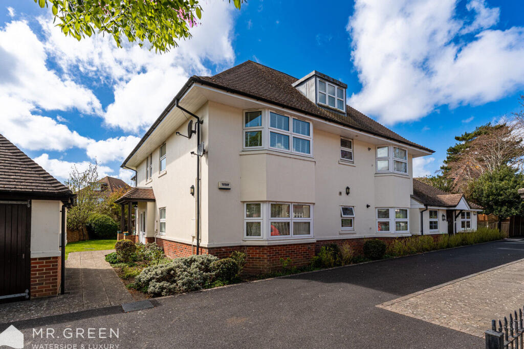 Main image of property: Orion Court, 5 Browning Avenue, Bournemouth, BH5 1NP