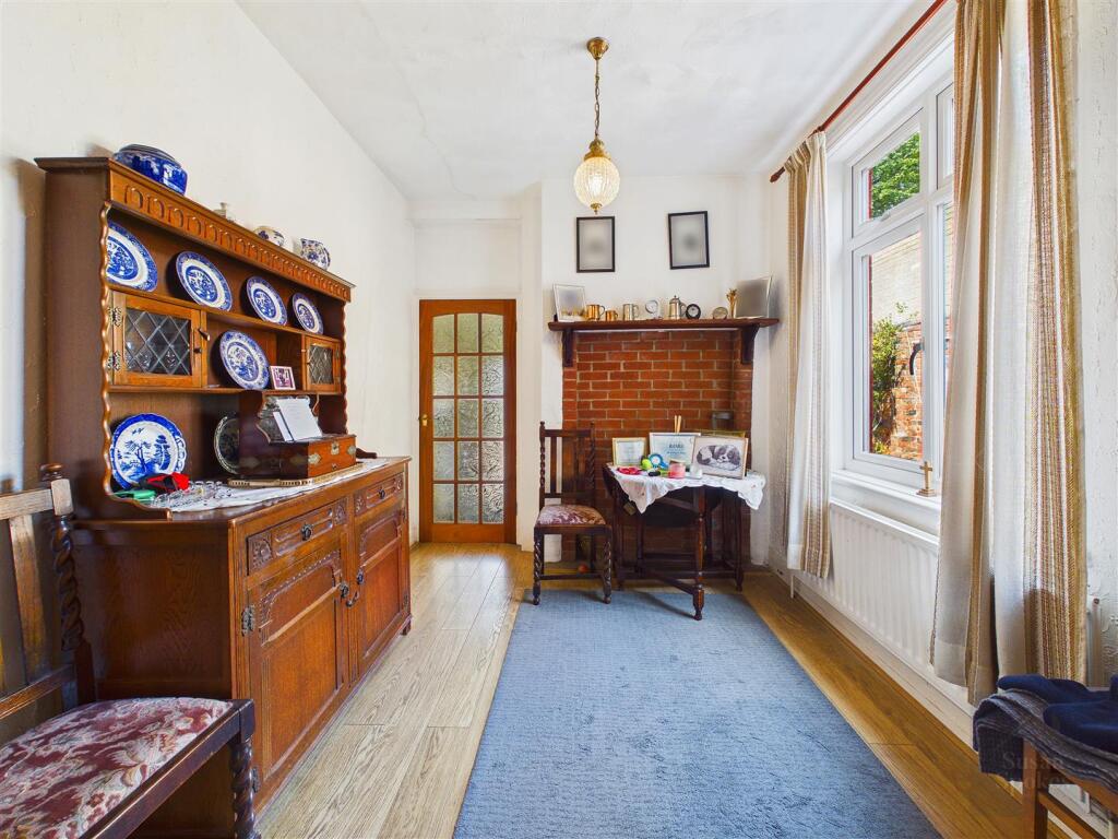 House in South Shields, Harton - View 5