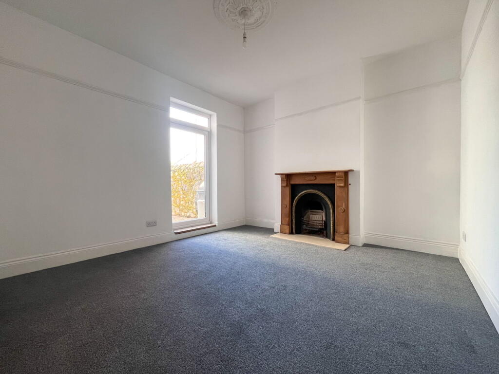 House in Plymouth - View 4