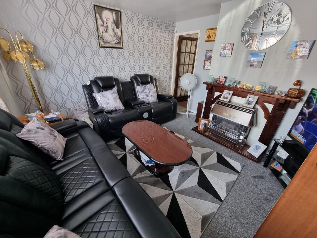 House in Leicester - View 2