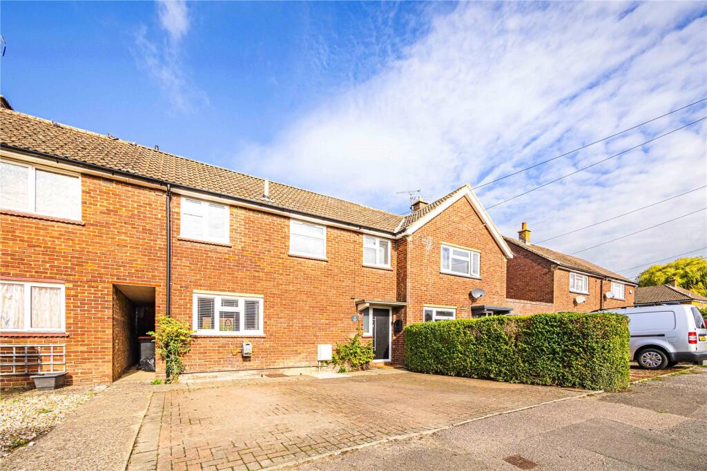 Main image of property: Knights Close, Eaton Bray, Central Bedfordshire, LU6