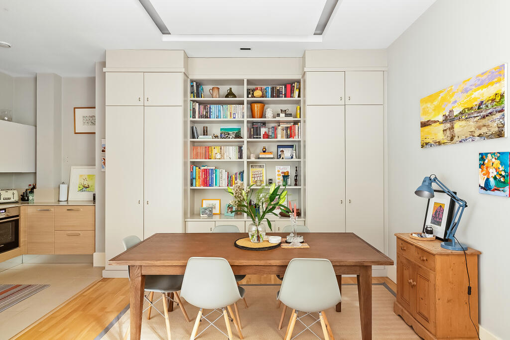 Apartment in London - View 4