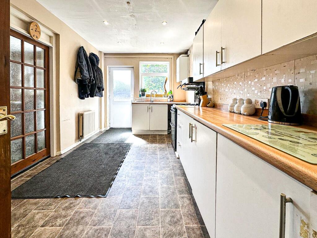 House in Bridgwater, Hamp, Somerset - View 4