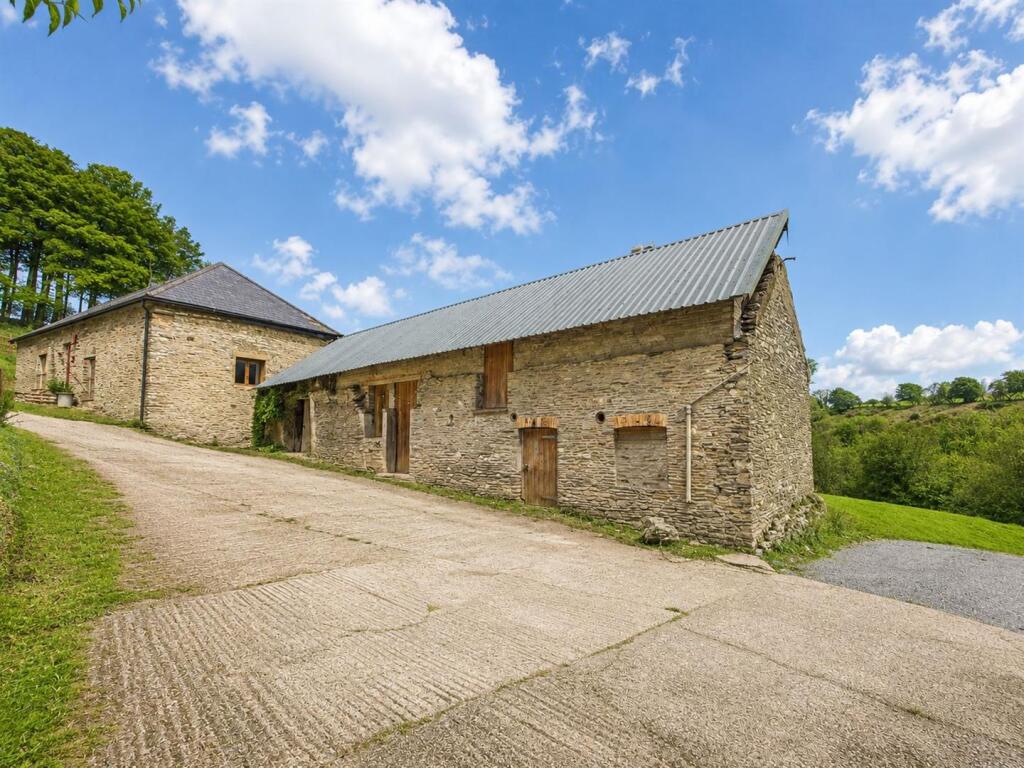 Main image of property: Barn 6, Ettiford Farm