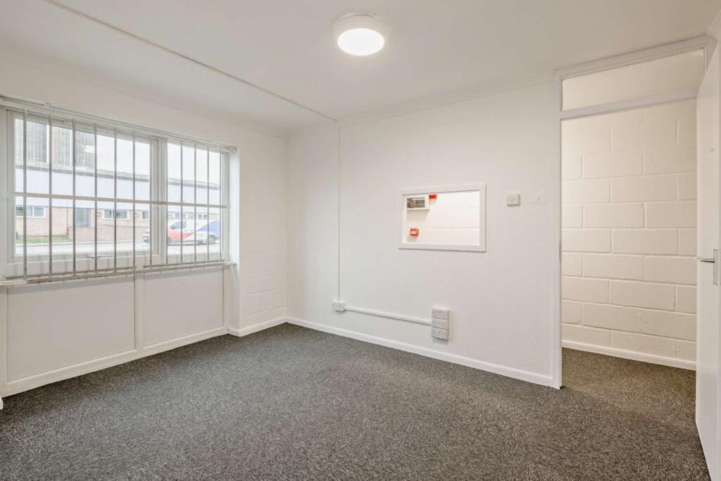 bowthorpe-park-industrial-estate_unit-unit- (4).