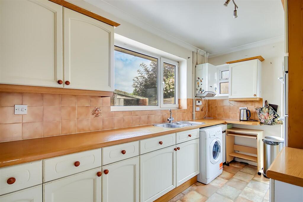 House in Brighton - View 5