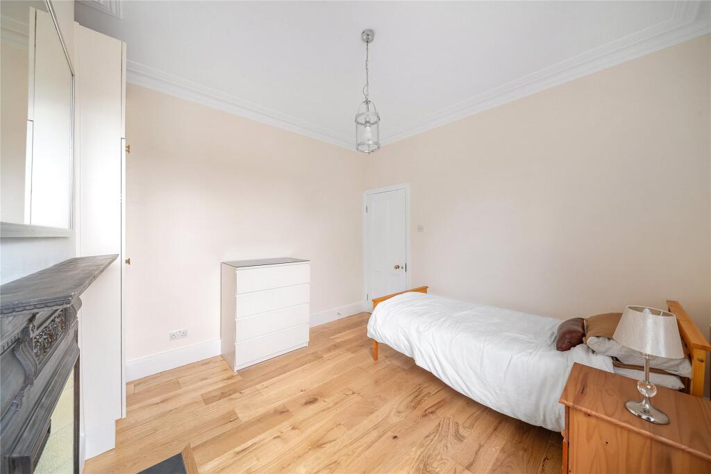 4 bedroom terraced house for rent