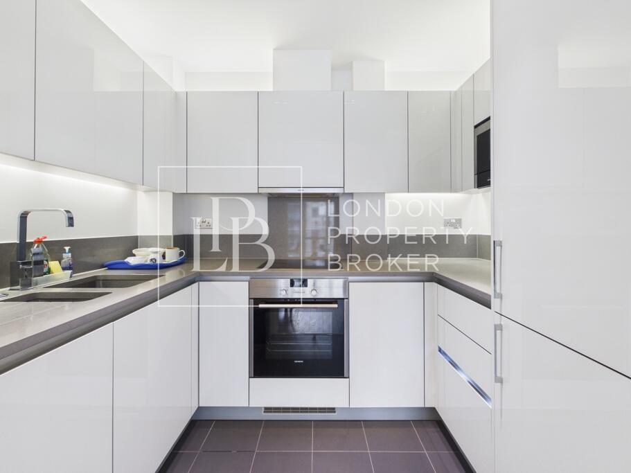 Apartment in London - View 2