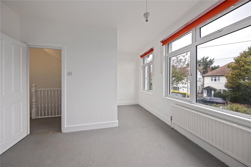 House in Twickenham - View 5