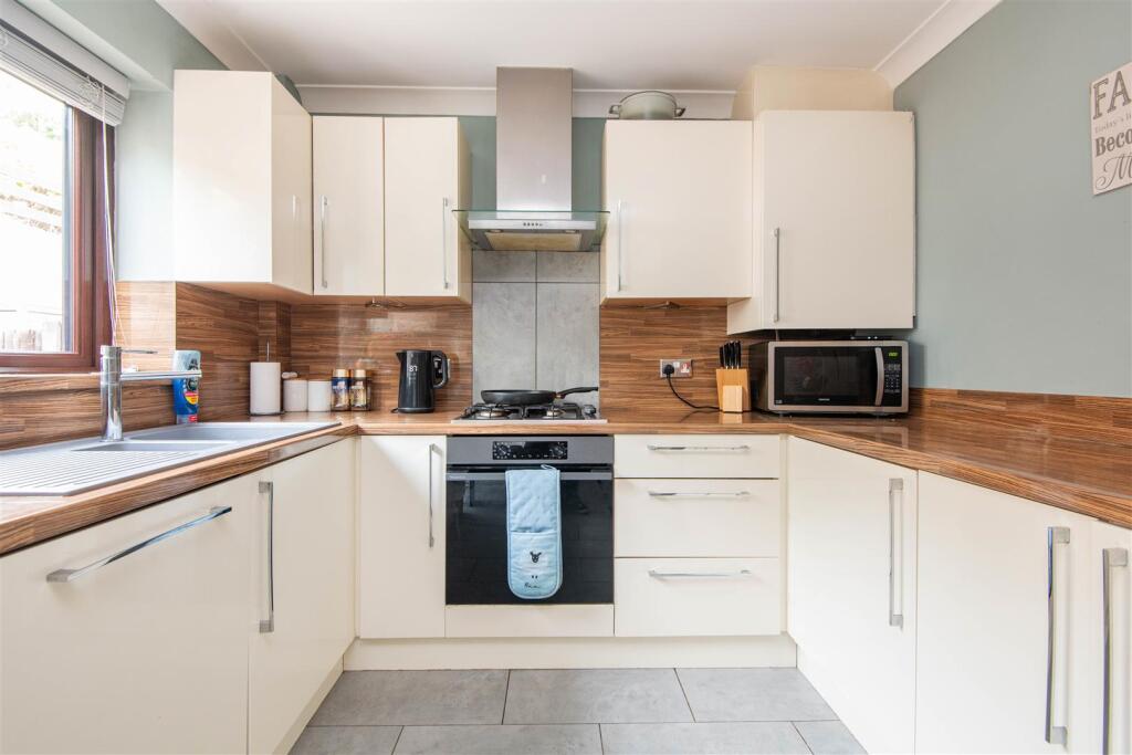 House in Chorley, Clayton-le-Woods - View 4
