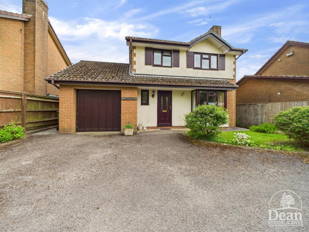 3-bed detached on Bailey Hill, Yorkley, Lydney, £385,000