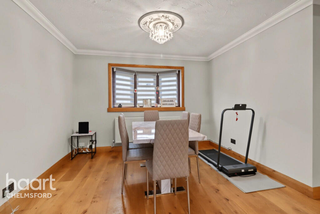 House in Chelmsford, North Springfield, Springfield - View 3