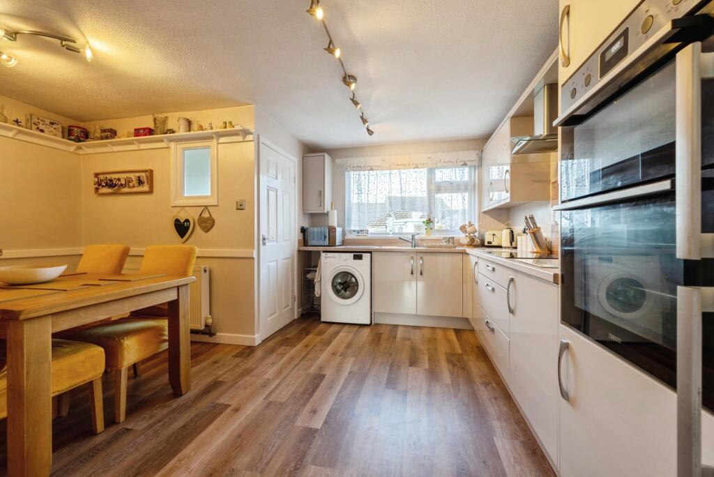 House in Plymouth - View 4
