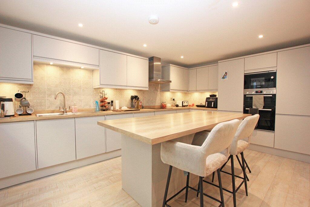 Additional image 2 of 24 Back Bridge Street, Skipton, BD23 1RN