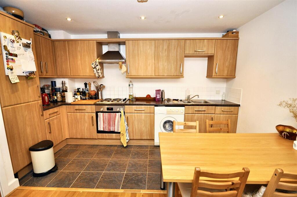 Apartment in Coventry - View 5