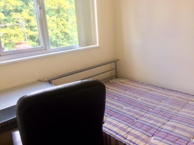 6 bedroom terraced house for rent