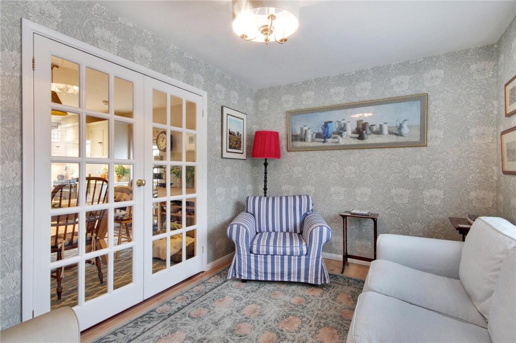 House in Tonbridge - View 4