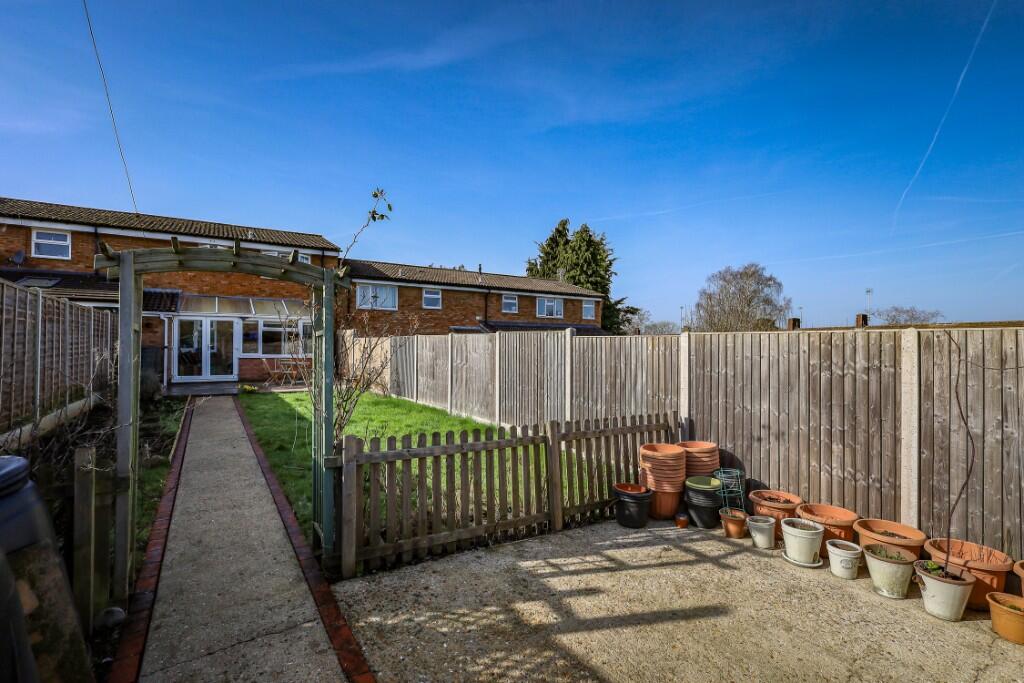 Inwood Road, Liss, Hampshire, GU33 photo 2