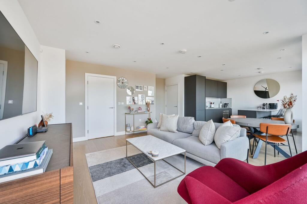 3 bedroom flat for rent