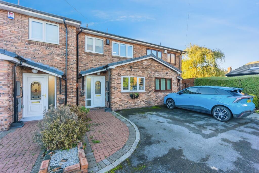 Main image of property: Northenden Road, Sale, Greater Manchester, M33