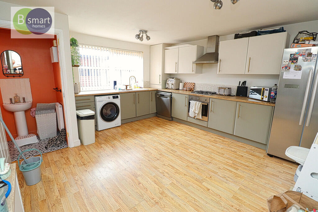 House in Sheffield - View 3