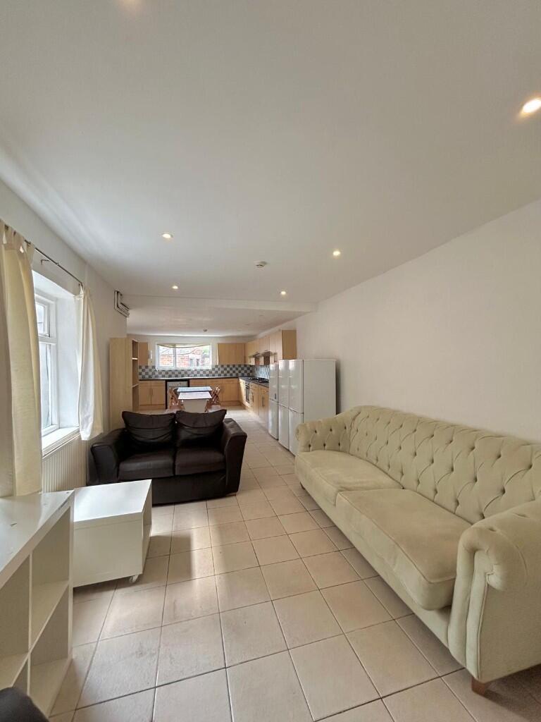 House in Cardiff - More