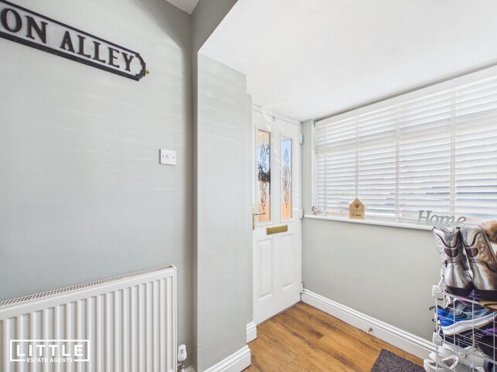 Wallace Avenue, Liverpool, L36 photo 4