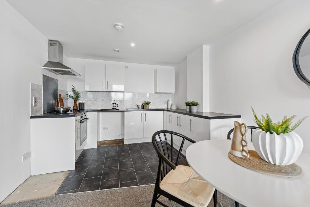 Apartment in Glasgow - View 5
