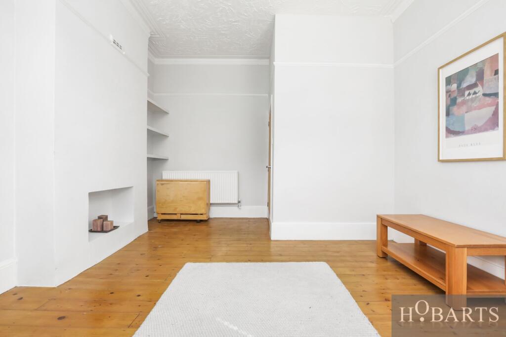 84 Victoria Road, Alexandra Park, N22 photo 4