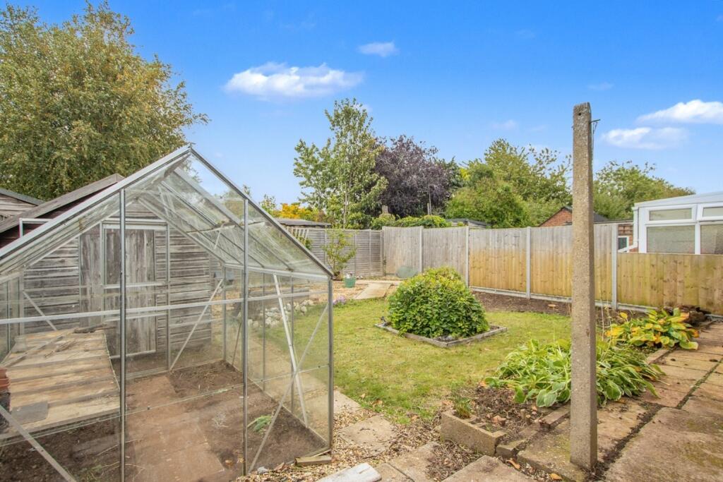 House in King's Lynn and West Norfolk, Dersingham - View 2