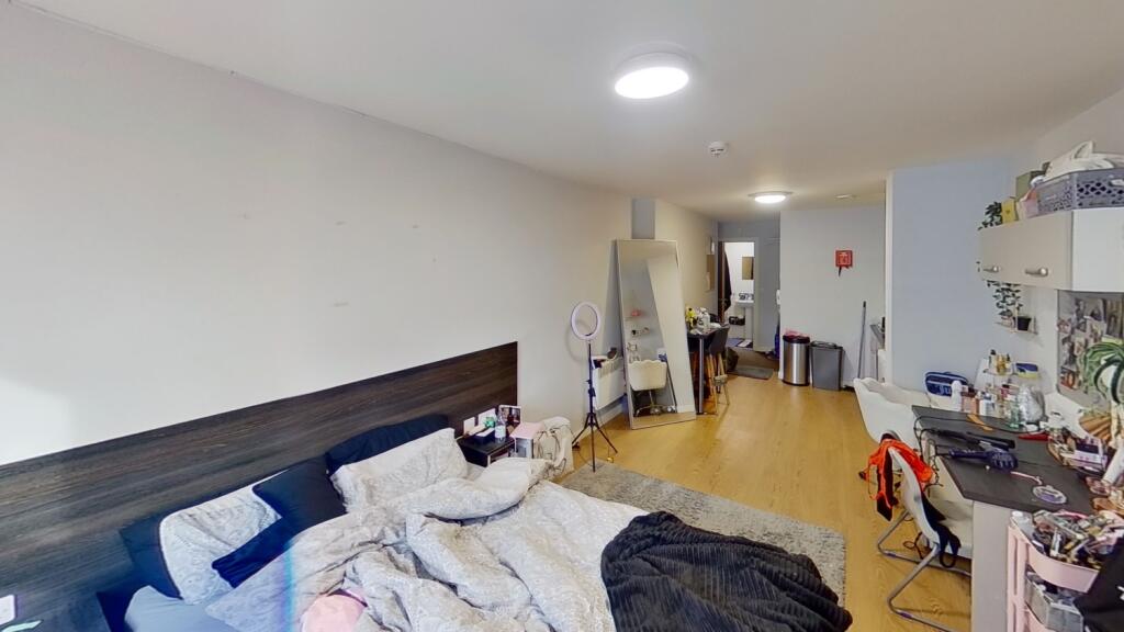 Studio flat for rent