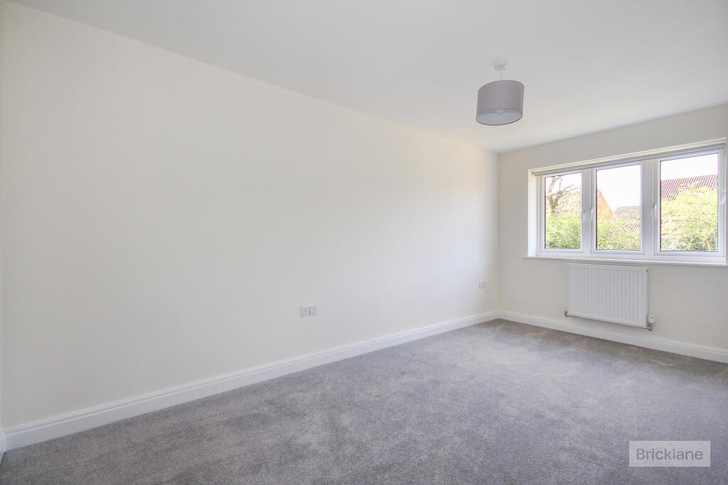 House in Coventry, West Midlands - More