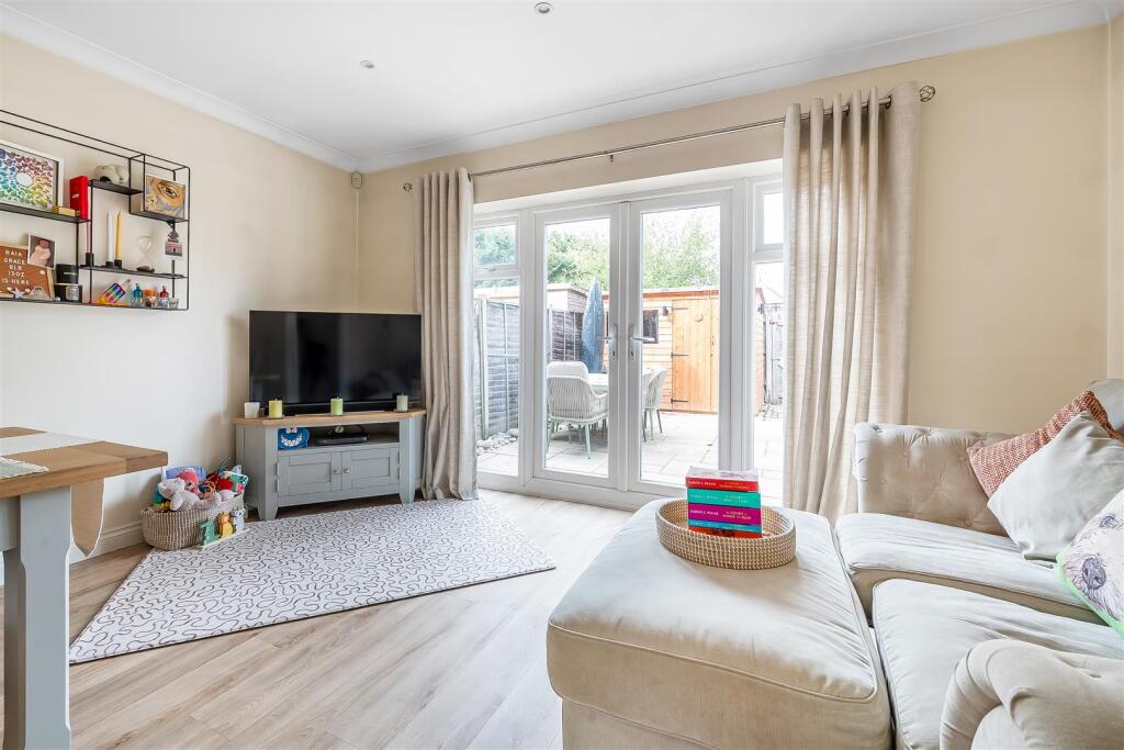 House in Kingston upon Thames - View 3