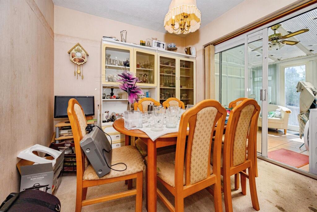House in Watford, Hertfordshire - View 4