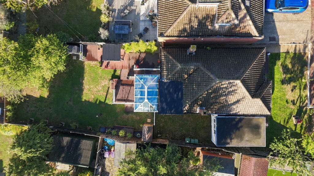 House in Southend-on-Sea - View 5