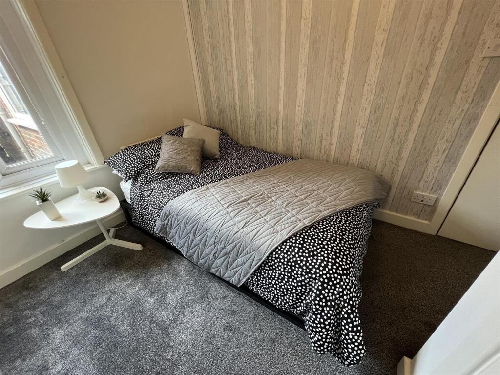 Main image of property: Market Street, Eastleigh