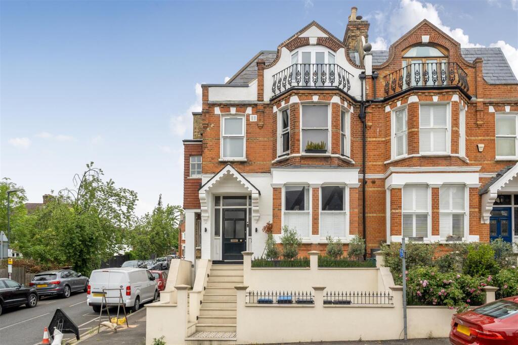 Main image of property: Woodside, London, SW19