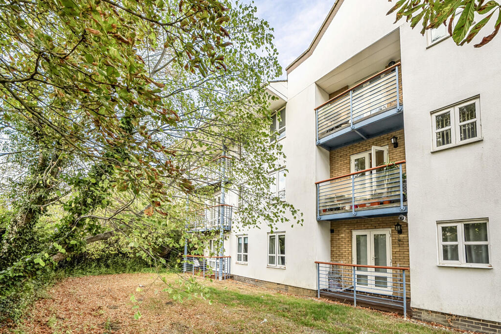 Main image of property: Wren Way, Bicester, Oxfordshire