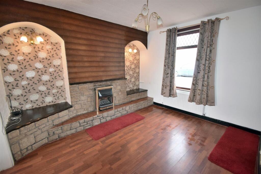 West Chilton Terrace, Chilton, Ferryhill photo 2