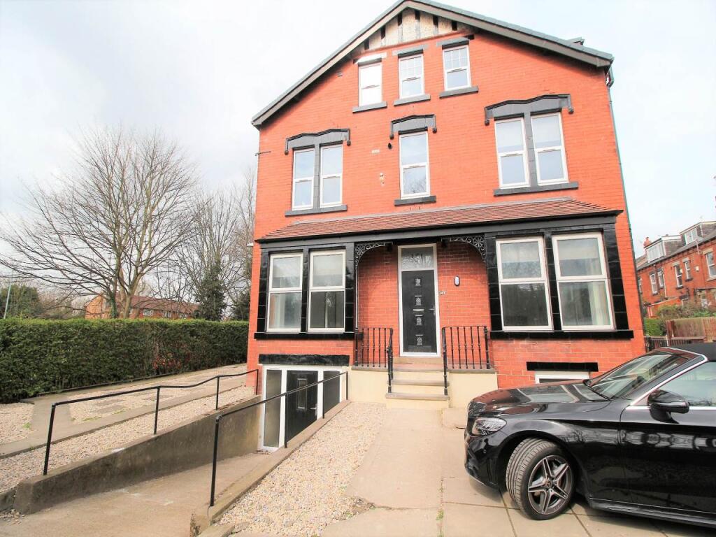 Main image of property: Kirkstall Lane (Room 1), Headingley , Leeds