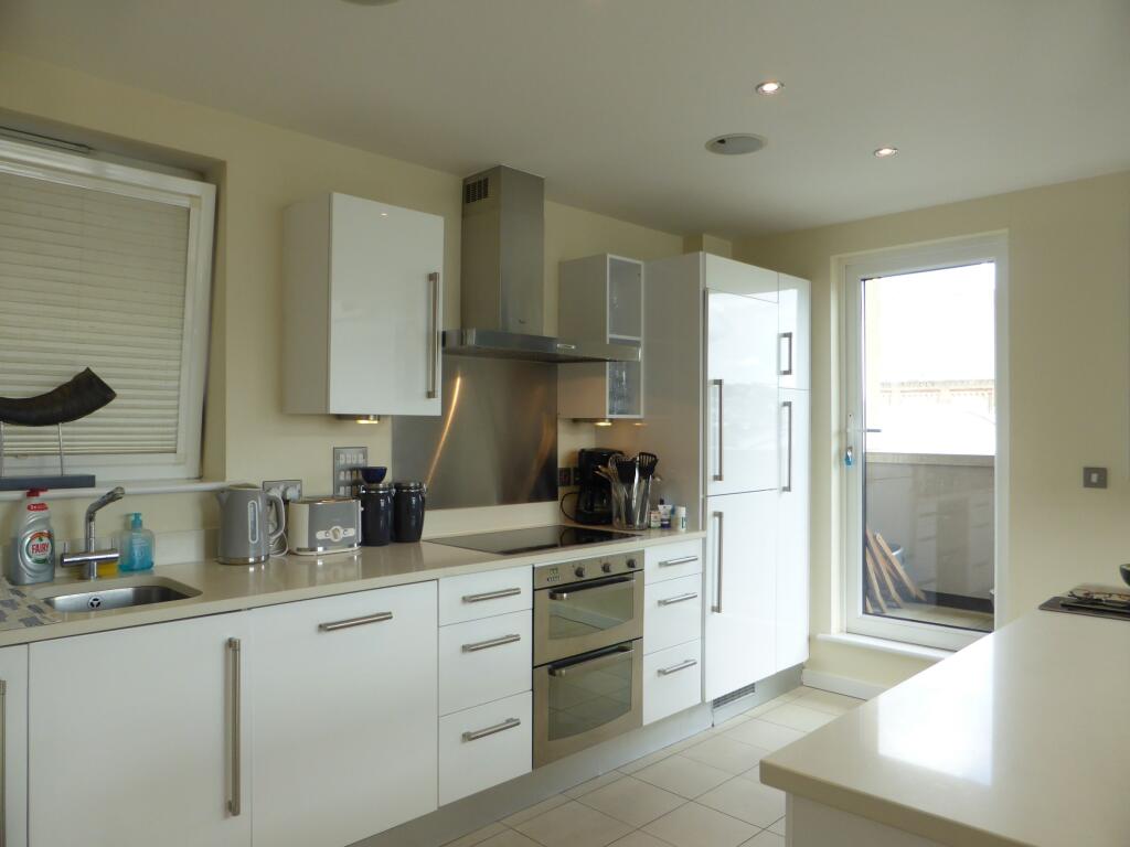 Horsted Court- P1622 photo 4