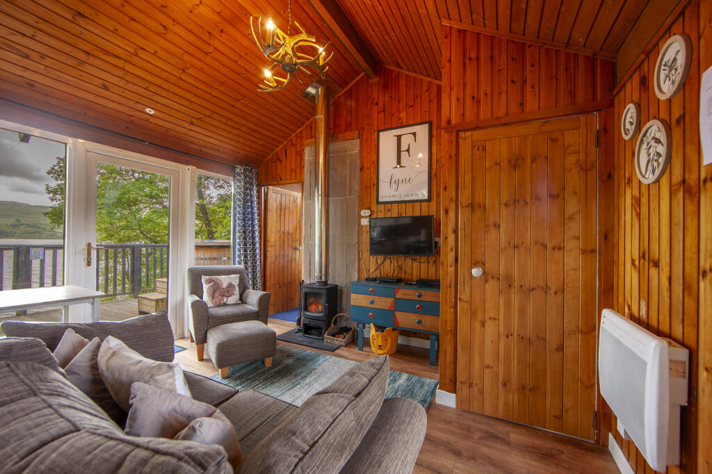Fyne, 4 Loch Aweside Cabins, Dalavich, PA35 1HS - View 3