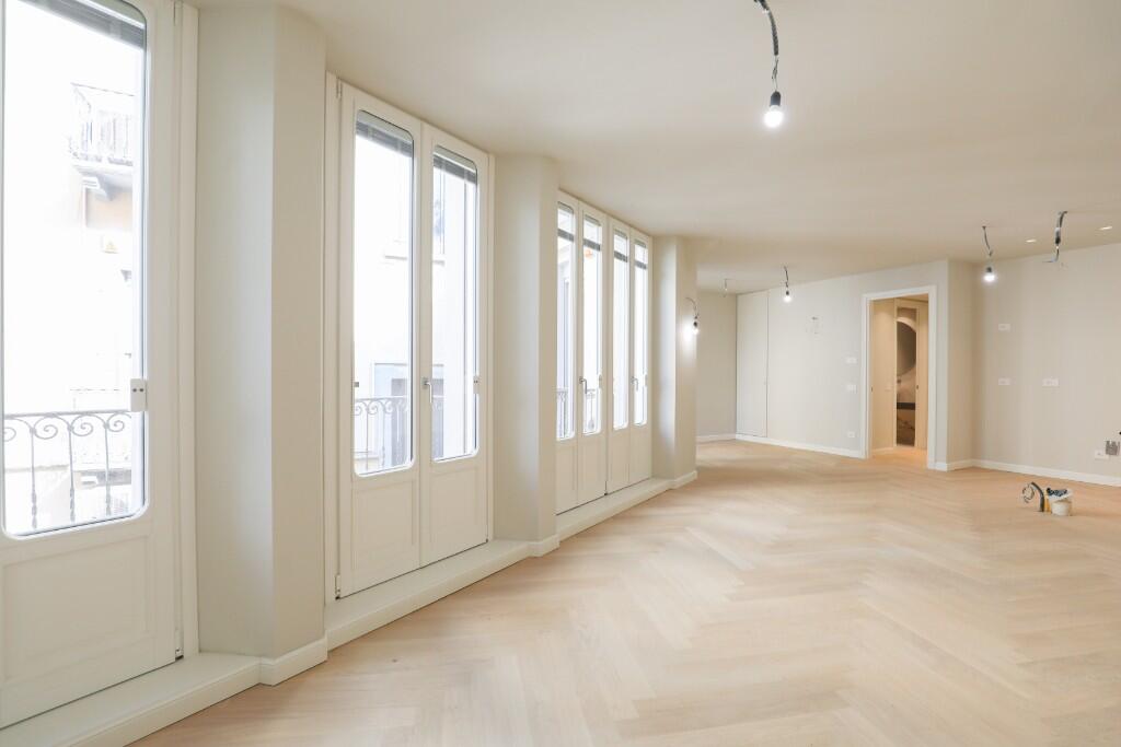 Main image of property: Milano, Milan, Lombardy