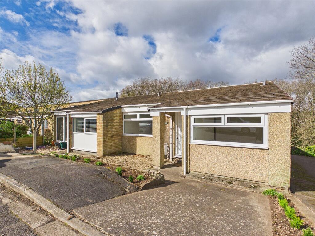 Main image of property: Wickham View, Bristol, BS16
