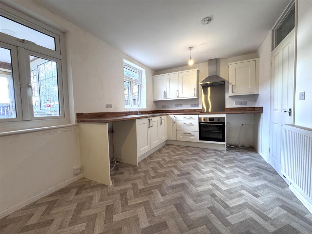 Onslow Road, Newent photo 3
