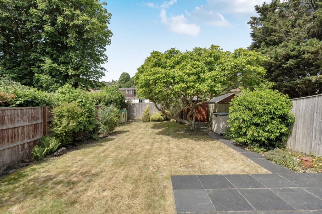 Windermere Road, Coulsdon, CR5 photo 4
