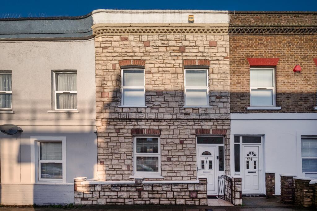 Main image of property: Cricklewood Lane, London, NW2